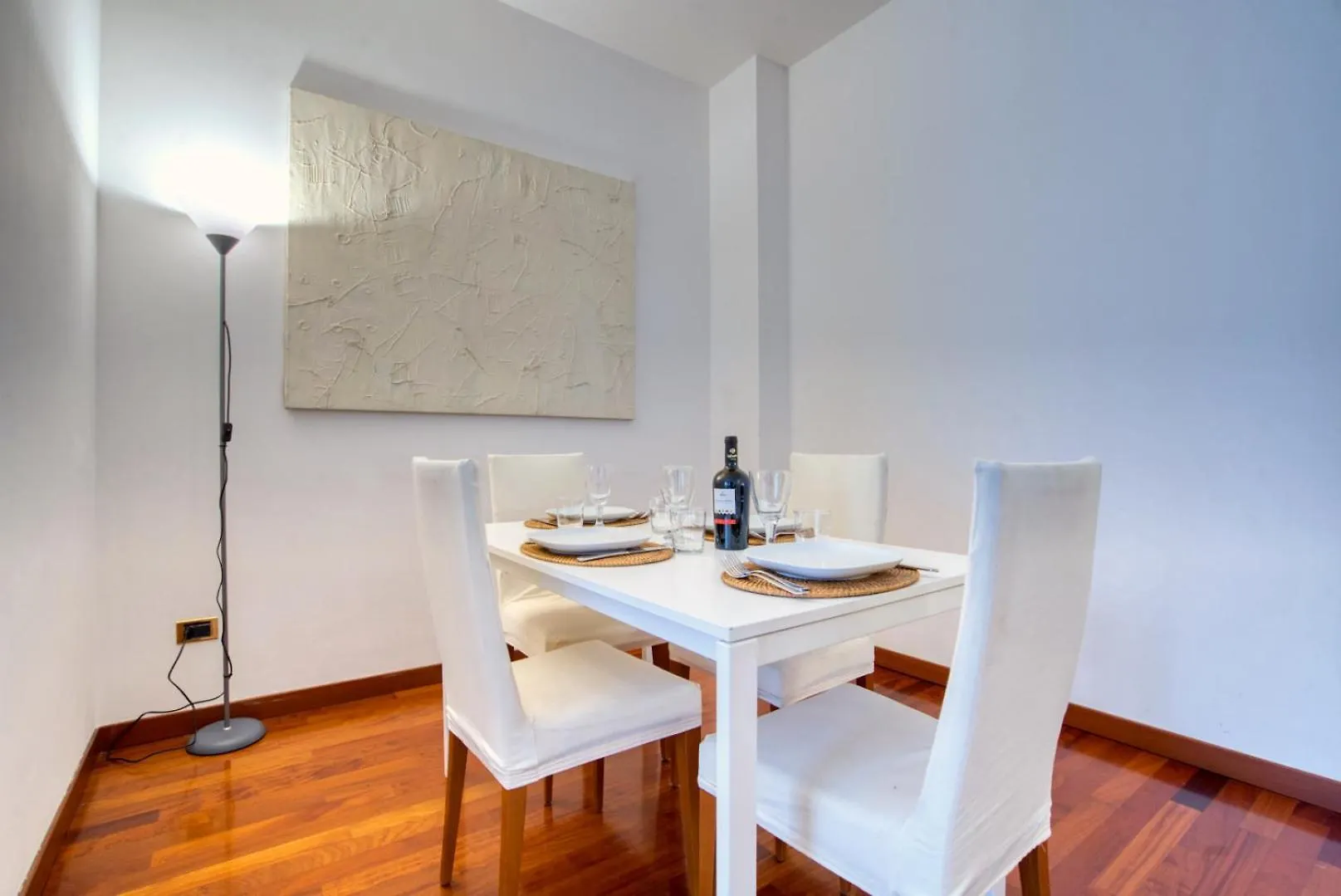 At Home - Turati/Porta Nuova Apartment Milan